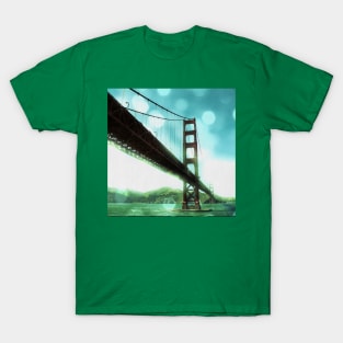 Green Bokeh Golden Gate Bridge in San Francisco T-Shirt